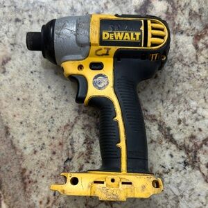 DeWalt Yellow and Black Impact Driver